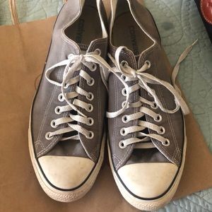 Converse Allstars Chucks size 10: Gray